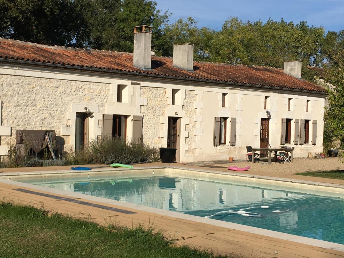 Maison Perigord Vert Piscine Et Spa La Roche-Chalais Εξωτερικό φωτογραφία