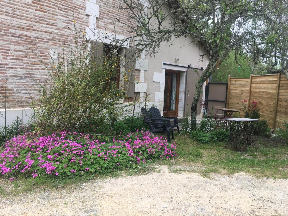 Maison Perigord Vert Piscine Et Spa La Roche-Chalais Εξωτερικό φωτογραφία