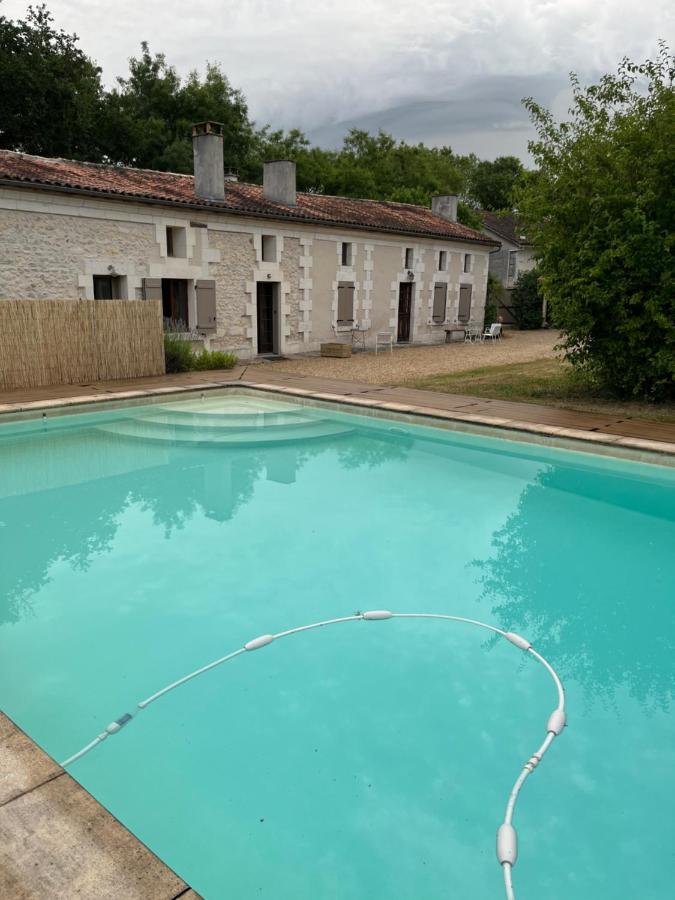 Maison Perigord Vert Piscine Et Spa La Roche-Chalais Εξωτερικό φωτογραφία